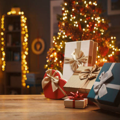 Christmas Shopping Spree: An Online Shopping Guide for Americans.