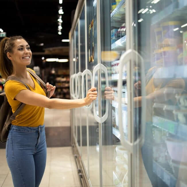 Choosing the Height of Refrigeration Equipment: Key to Increasing the Efficiency of Commercial Glass Door Display Cabinets